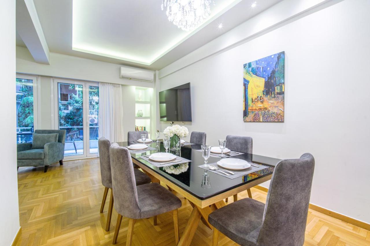 Urban Luxury On A Quiet Street In The Center Of Athens Apartamento Exterior foto